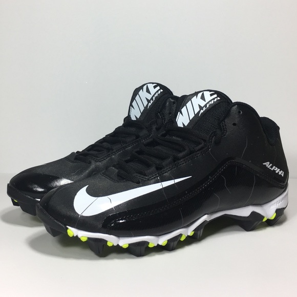 nike alpha shark cleats